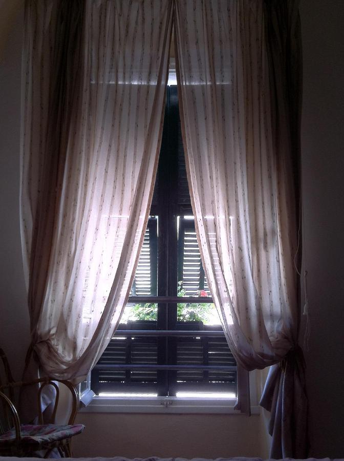 Bed and Breakfast La Torre Dolceacqua Exterior foto