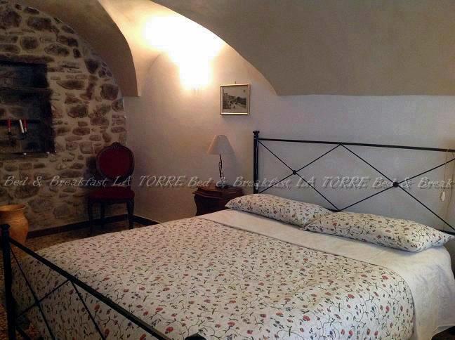 Bed and Breakfast La Torre Dolceacqua Habitación foto