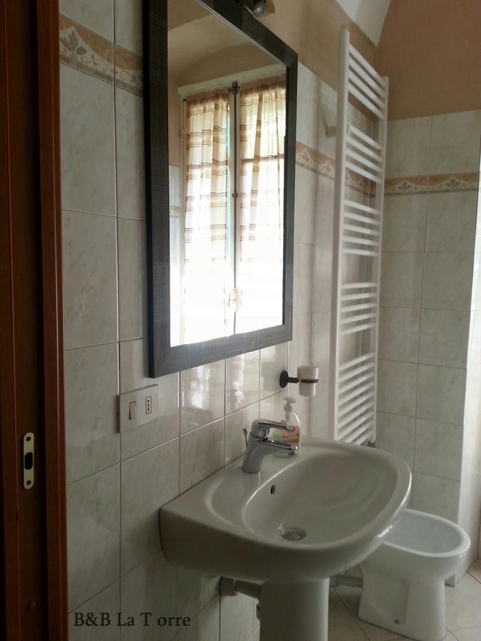 Bed and Breakfast La Torre Dolceacqua Habitación foto