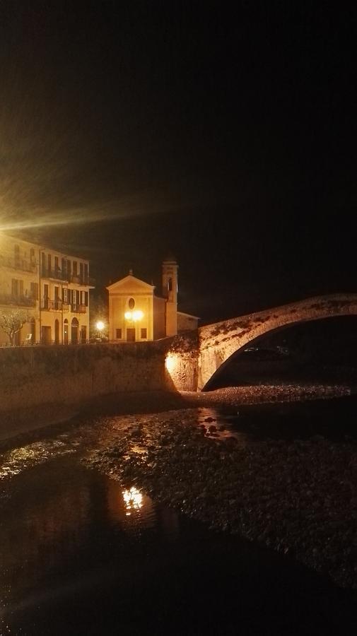 Bed and Breakfast La Torre Dolceacqua Exterior foto